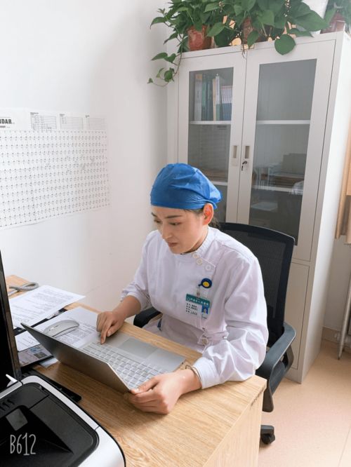 河南省人民醫(yī)院神經(jīng)內(nèi)科新入科護士培訓